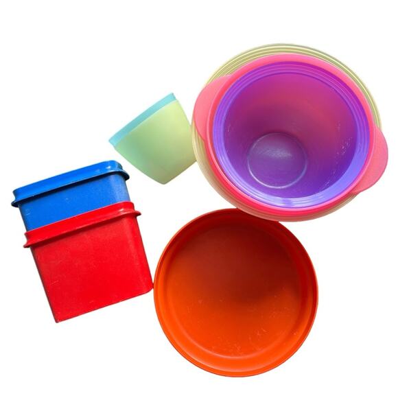 Tupperware | Colorful Vintage Food Storage Mixing Bowls Containers Lot - Picture 2 of 16